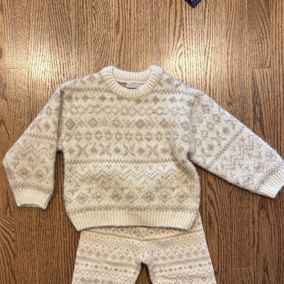 Zara Cream Knit Sweater set - Picture 2 of 10